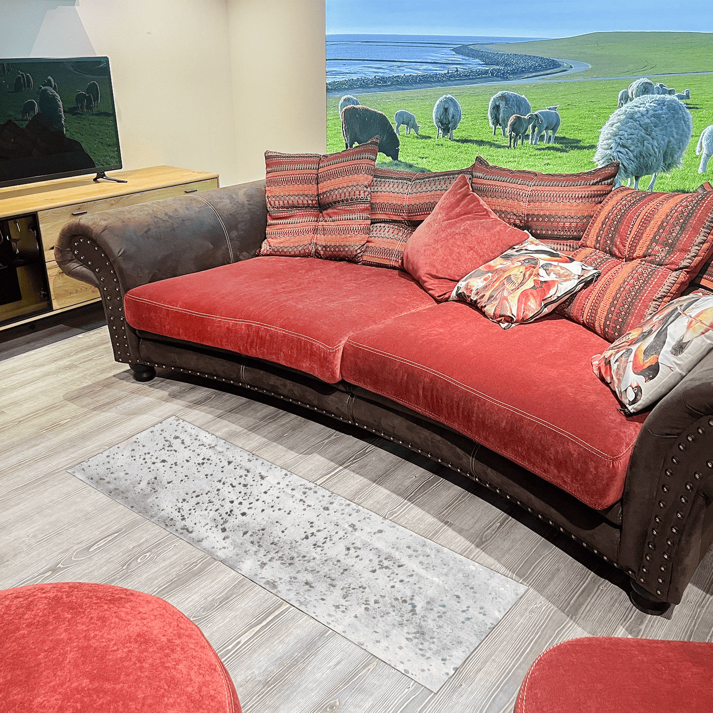 Echter Kuhfell Teppich gerade klein "Die glänzende Schönheit" made in Germany, geruchsneutral, Rinderfell ideal für Wohnzimmer Esszimmer Flur, modern silber sparkle metallic 150x46cm / 120x40cm - unendlich - schoen