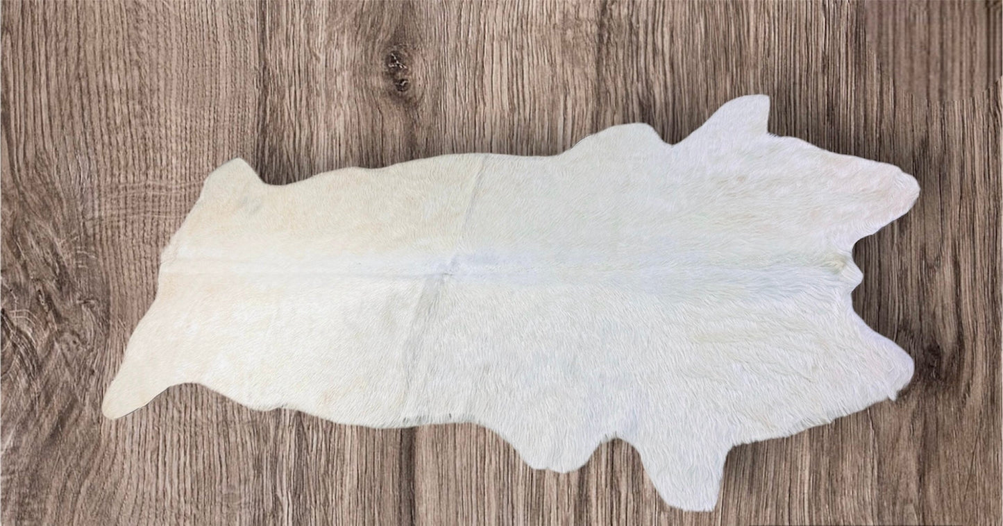 Echter Kuhfell Teppich klei "Die klare Schönheit" Läufer für Wohnzimmer Flur Eingangsbereich, Rinderfell für kleinere Flächen, rustikal chrystal weiss 160x70cm / 120x55cm - unendlich - schoen