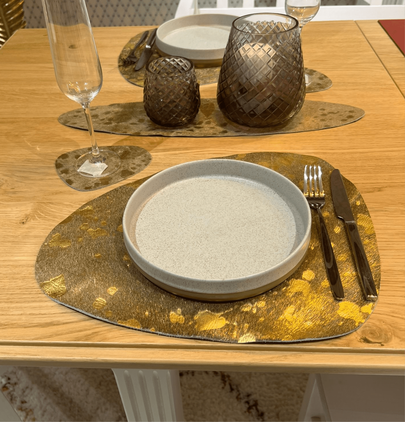 Echtes Kuhfell 2er - Platzset "Die luxeriöse Schönheit" Tischset handgefertigt geruchsneutral Esstisch, oval gold metallic sparkle 40x32cm - unendlich - schoen