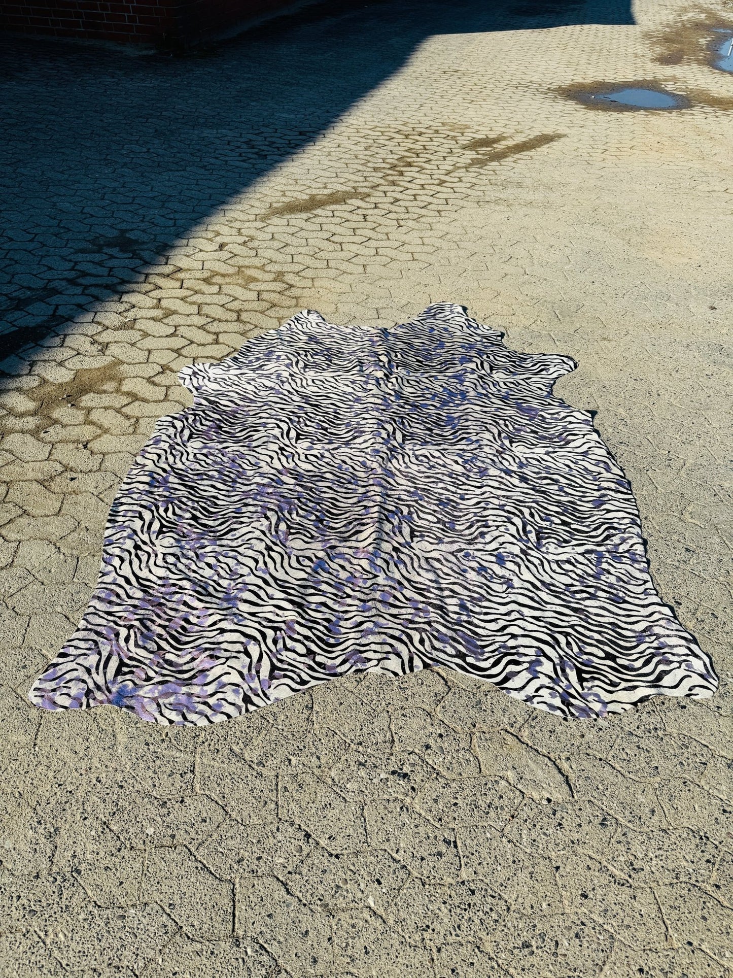 Echtes Kuhfell mit Zebra - Print "Einzelstück" - unendlich - schoen