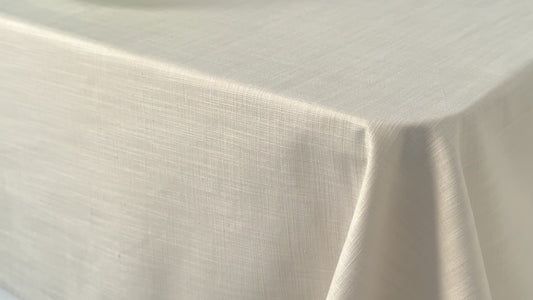 Mitteldecke aus 100% Baumwolle, Tischdecke robust aus glatt fallendem Stoff in bester Qualität und modernem Design (100 x 100 cm, beige Peican)