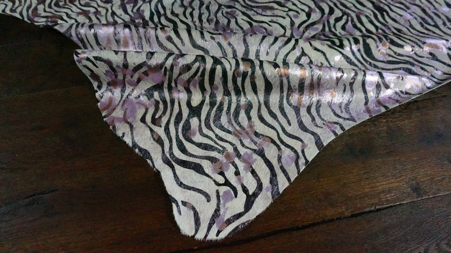 Echter Kuhfell Teppich Zebra Look in pink Lila optik "Der Hingucker" Gr. 3,5 qm - unendlich - schoen
