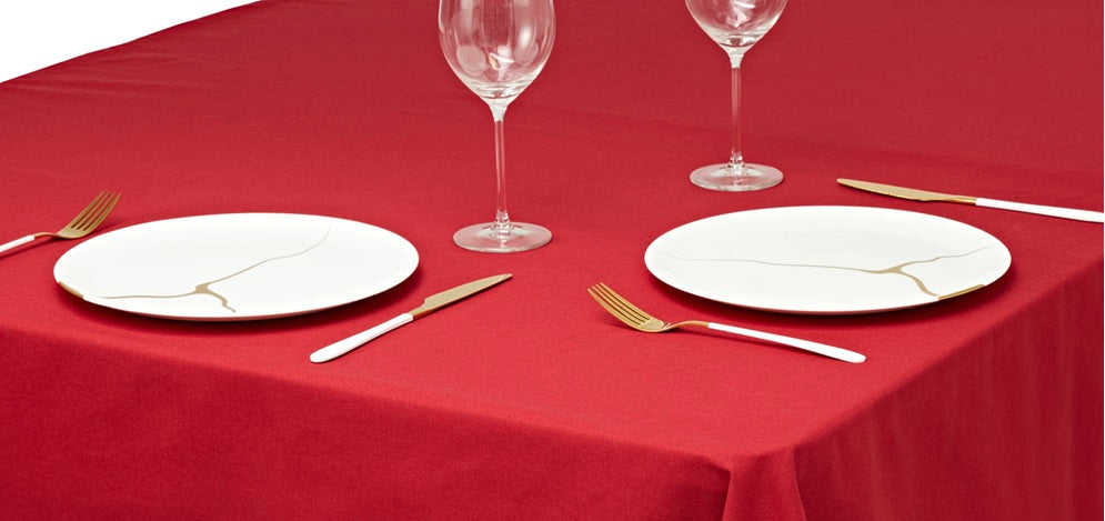 Festliche Tischzauberei: Wie Tischdecken die Feiertagsatmosphäre verzaubern