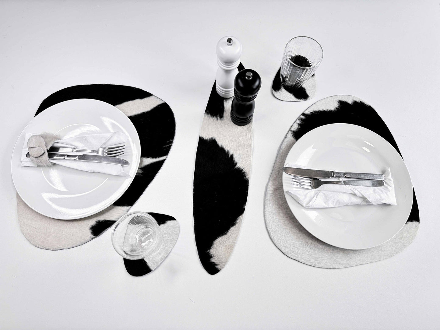 Echt Kuhfell Tischläufer"Die klassische Schönheit" Wohnzimmer Esstisch, oval schwarz/weiss 13x50cm - unendlich - schoen - Echte Kuhfelle, Platzsets & Tischläufer