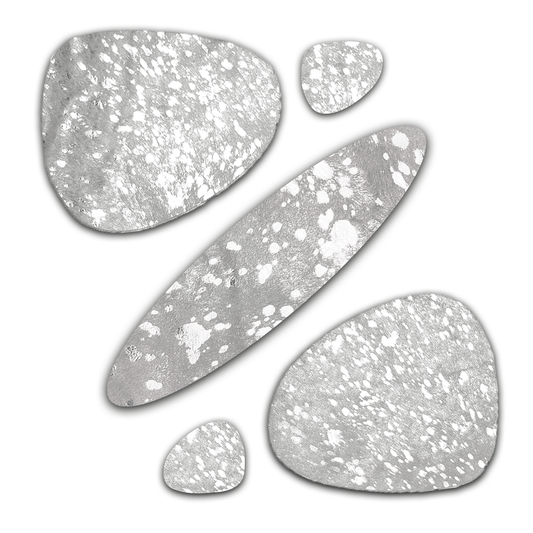 Echtes Kuhfell 2er - Platzset "Die glänzende Schönheit" Tischset handgefertigt geruchsneutral Esstisch, oval silber metallic sparkle 40x32cm - unendlich - schoen